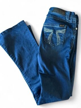 Dark Blue Women's Bootcut Jeans with Embellished Back Pockets